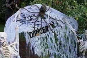 DIY Frights: Scary Outdoor Halloween Decorations! The DIY Hub: Creative Crafts, Repairs & Life Hacks DIY Frights: Scary Outdoor Halloween Decorations! | The DIY Hub: Creative Crafts, Repairs & Life Hacks