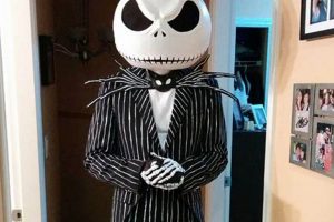 DIY Jack Skellington Costume: Nightmare Before Christmas Fun! The DIY Hub: Creative Crafts, Repairs & Life Hacks DIY Jack Skellington Costume: Nightmare Before Christmas Fun! | The DIY Hub: Creative Crafts, Repairs & Life Hacks