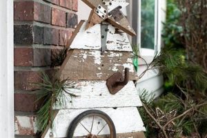 Easy DIY Christmas Wood Crafts: Holiday Fun! The DIY Hub: Creative Crafts, Repairs & Life Hacks Easy DIY Christmas Wood Crafts: Holiday Fun! | The DIY Hub: Creative Crafts, Repairs & Life Hacks