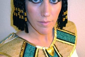 Easy DIY Cleopatra Costume: Look Like Royalty! The DIY Hub: Creative Crafts, Repairs & Life Hacks Easy DIY Cleopatra Costume: Look Like Royalty! | The DIY Hub: Creative Crafts, Repairs & Life Hacks