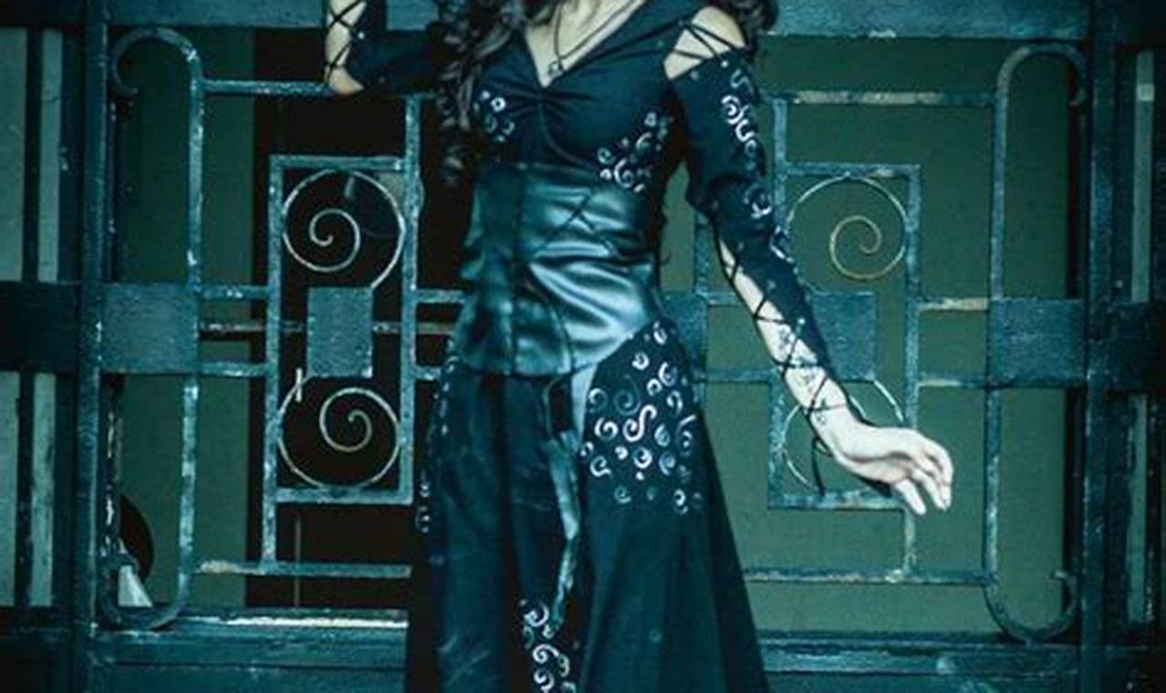 DIY Magic: Bellatrix Lestrange Costume Guide + Ideas The DIY Hub: Creative Crafts, Repairs & Life Hacks DIY Magic: Bellatrix Lestrange Costume Guide + Ideas | The DIY Hub: Creative Crafts, Repairs & Life Hacks