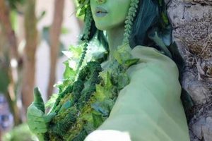 Easy DIY Te Fiti Costume Ideas: Magical Moana Style! The DIY Hub: Creative Crafts, Repairs & Life Hacks Easy DIY Te Fiti Costume Ideas: Magical Moana Style! | The DIY Hub: Creative Crafts, Repairs & Life Hacks
