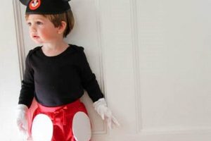Easy DIY Costume Mickey Mouse: Ideas & Guide | The DIY Hub: Creative Crafts, Repairs & Life Hacks